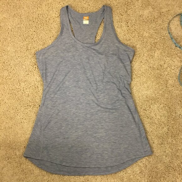 Lucy Grey Blue Heathered Racer Back Tank Top - Picture 9 of 13